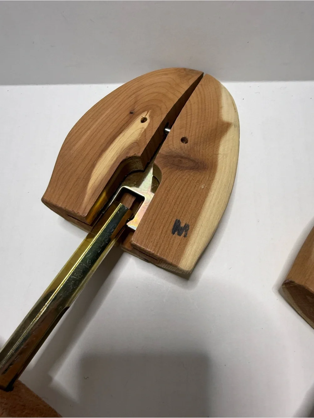 Red Cedar Shoe Trees Rochester Woodard Dillard's Spilt Toe Mens Medium